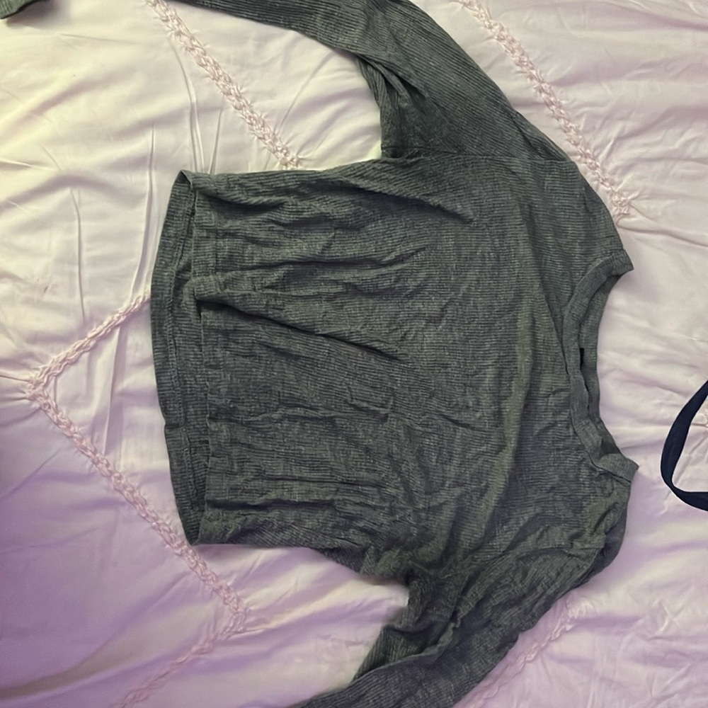 Grey Cropped Long Sleeve